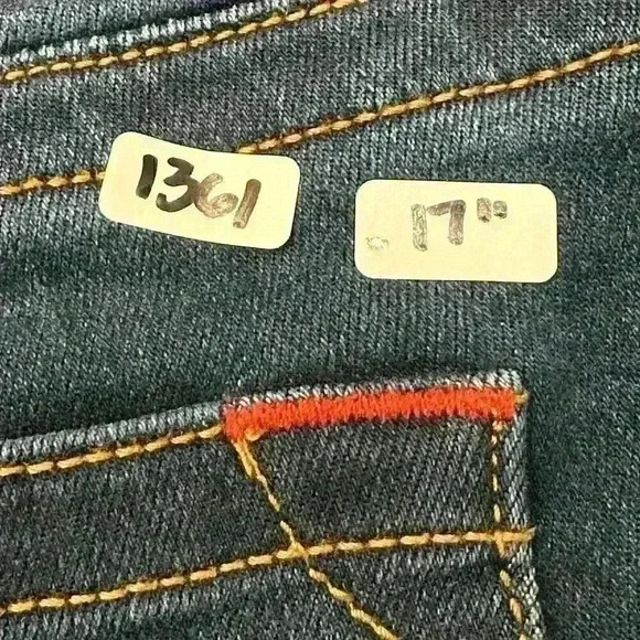 True Religion Manchester United Womens Curvy Stretch Skinny Denim Jeans 28 EUC - Picture 16 of 16
